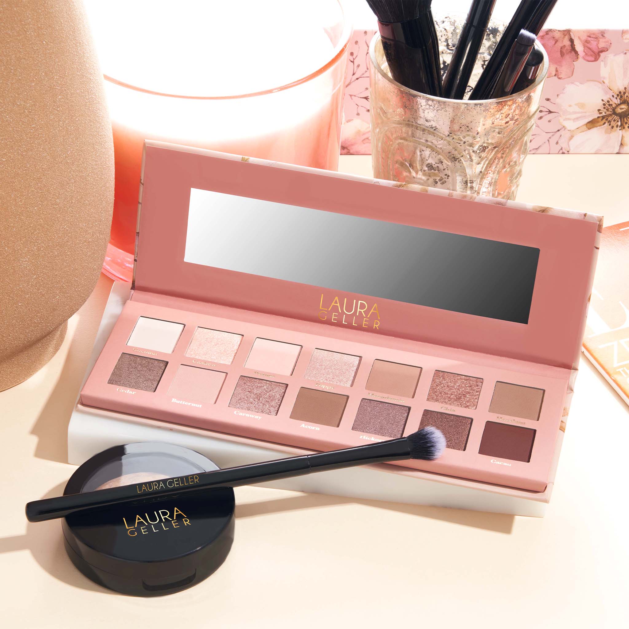 The Casual Collection Beige & Brown 14 Multi-Finish Eyeshadows